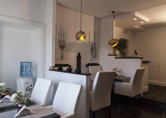 Relais La Maison De Luxe Oda ve Kahvaltı 4*