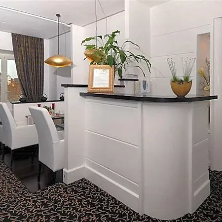 Relais La Maison De Luxe 4* Rom